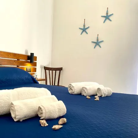 Sea Front Semesterbostad Carini