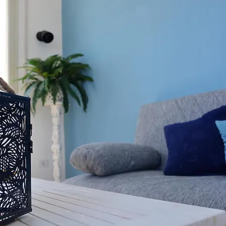 Sea Front Semesterbostad Carini